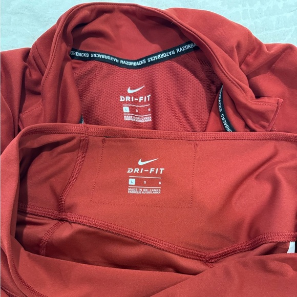 Arkansas Razorbacks Pullover Womens Medium Maroon Nike Slim Fit Dri Fit set - Picture 2 of 9